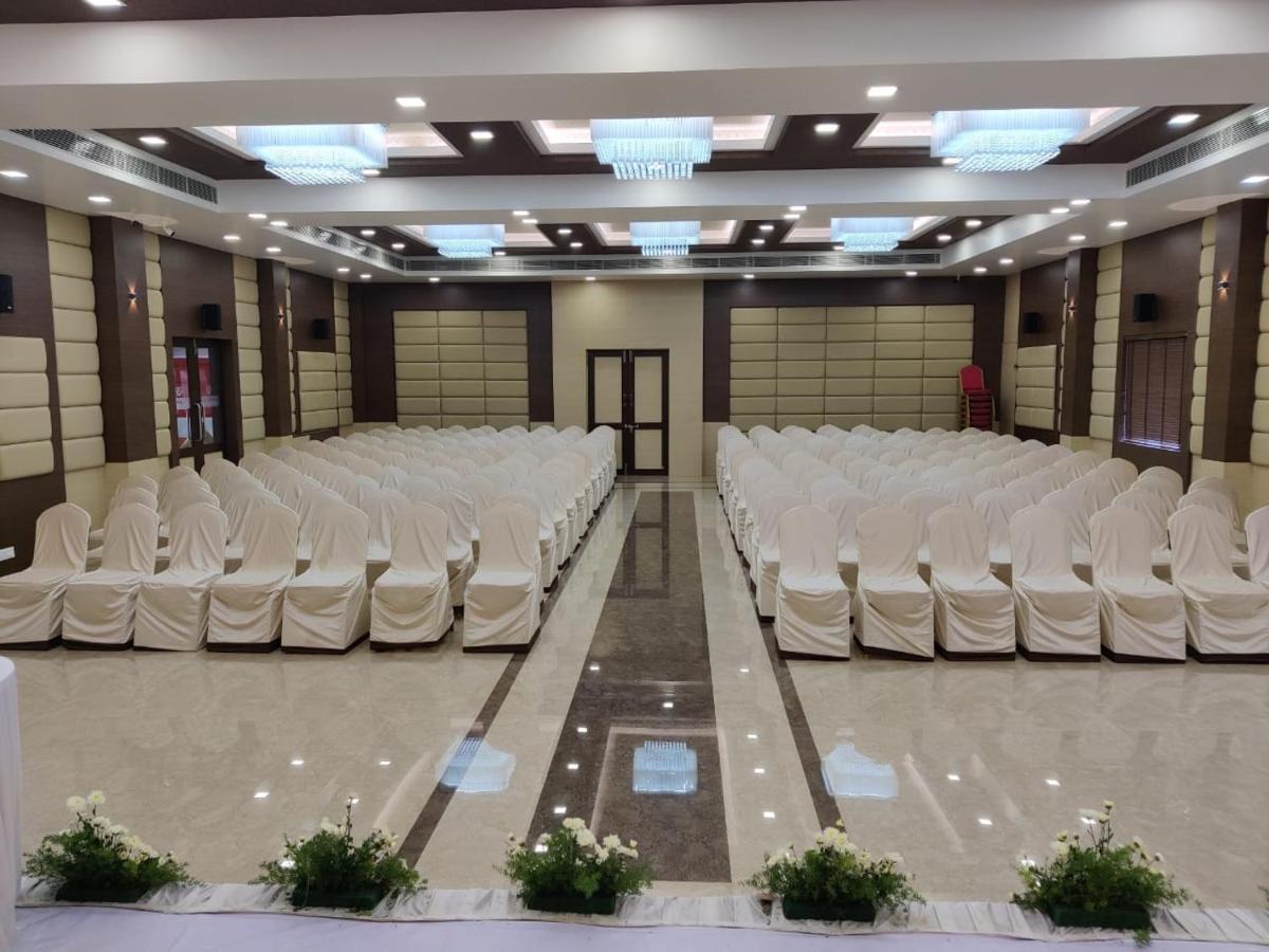 تيرونيلفيلي Sri Ram Hotel المظهر الخارجي الصورة