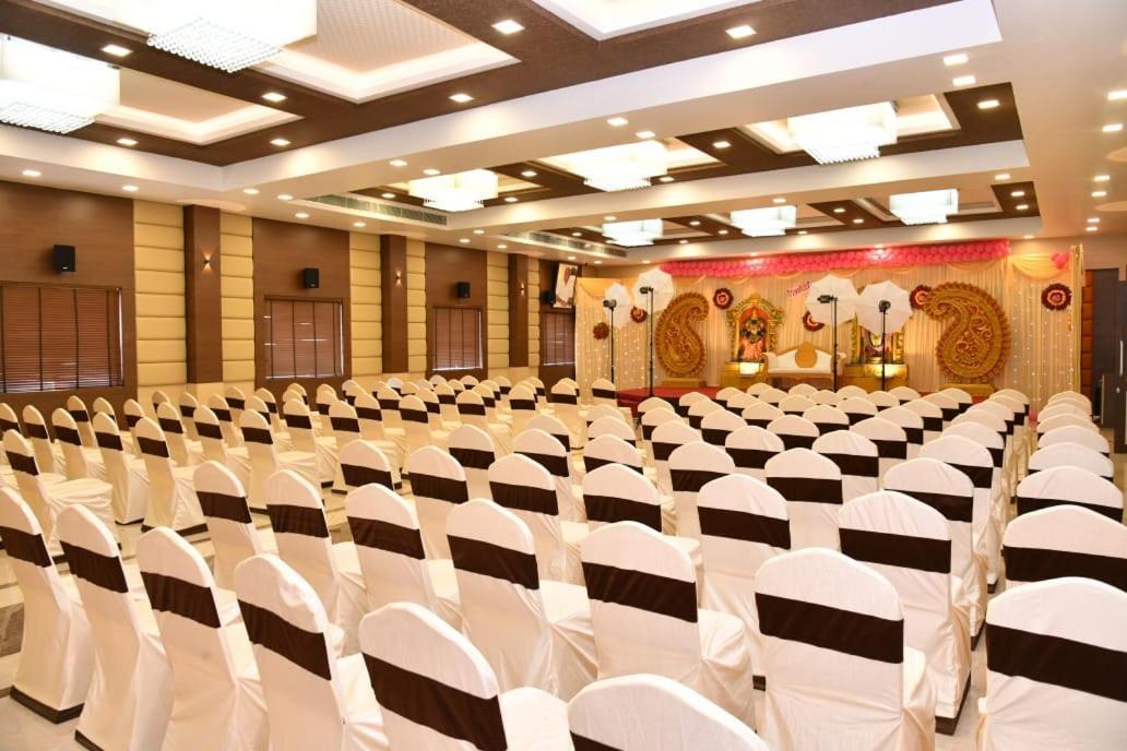 تيرونيلفيلي Sri Ram Hotel المظهر الخارجي الصورة