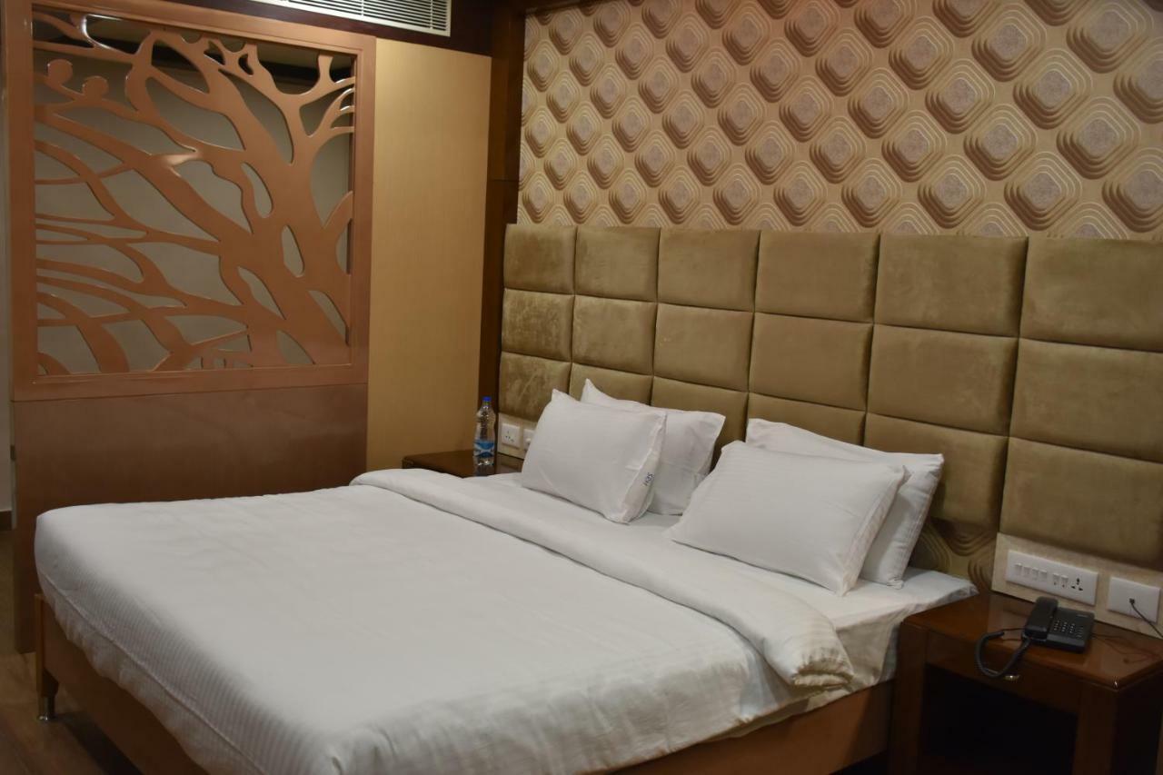 تيرونيلفيلي Sri Ram Hotel المظهر الخارجي الصورة